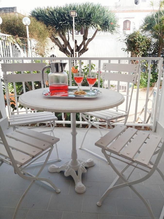 Villa Coral Mondello パレルモ エクステリア 写真