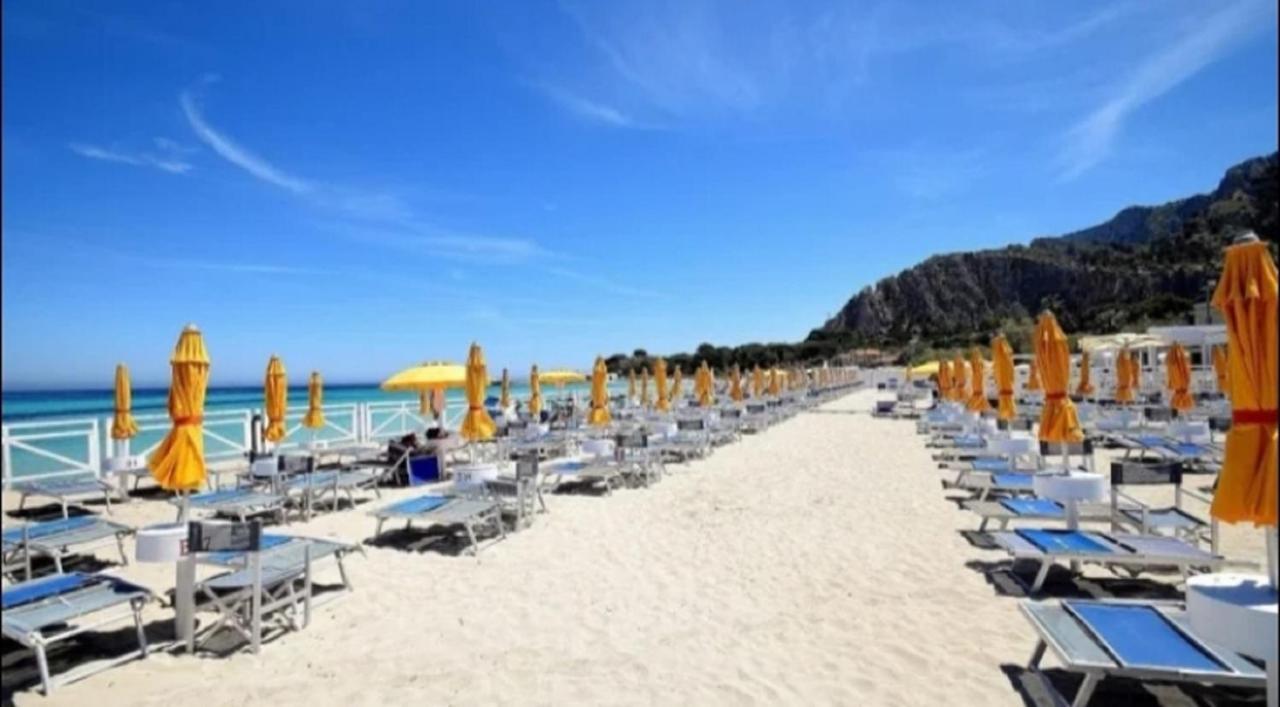 Villa Coral Mondello パレルモ エクステリア 写真
